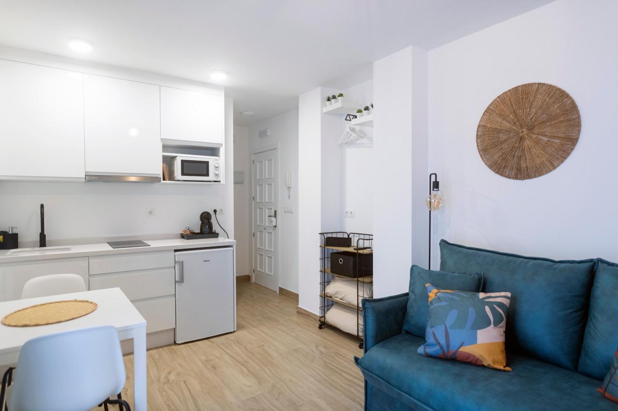 Estudio Colon Ayamonte Luaran gambar